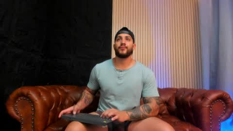 Snapshot of kylenorth_ chatting on 05-28-26, 05:10 kylenorth_ online show from 05-28-26, 05:10