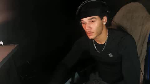Snapshot of kylewhitedgs chatting on 12-05-24, 03:37 KyleWhiteDGS online show from 12-05-24, 03:37