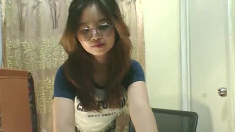 Snapshot of kylie1177 chatting on 10-18-25, 05:57 its me KYLIE online show from 10-18-25, 05:57