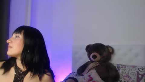 Snapshot of kylie444 chatting on 09-12-25, 06:08 Sara online show from 09-12-25, 06:08