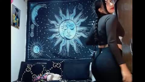 Snapshot of kylie_capricorn chatting on 02-18-25, 08:58 kylie online show from 02-18-25, 08:58