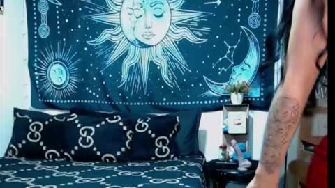 Snapshot of kylie_capricorn chatting on 10-10-25, 08:19 kylie online show from 10-10-25, 08:19