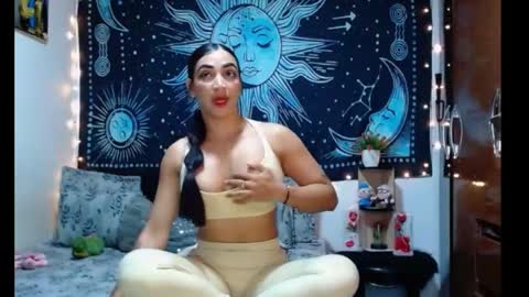 Snapshot of kylie_capricorn chatting on 04-29-26, 11:00 kylie online show from 04-29-26, 11:00