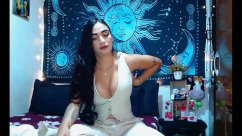 Snapshot of kylie_capricorn chatting on 05-18-26, 08:47 kylie online show from 05-18-26, 08:47