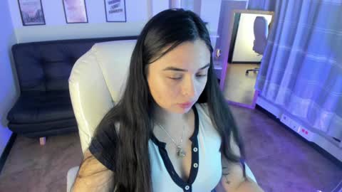 kylie online show from 12-11-24, 01:17