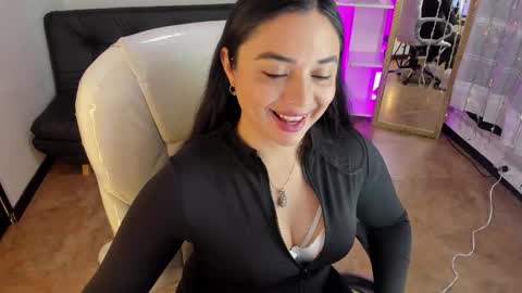 kylie online show from 11-07-25, 01:22