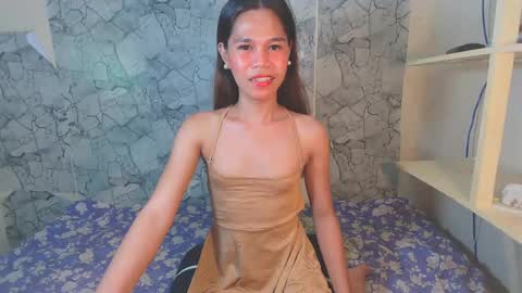 kylie online show from 12-19-24, 09:38