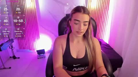  KYLIE  online show from 04-15-26, 03:02