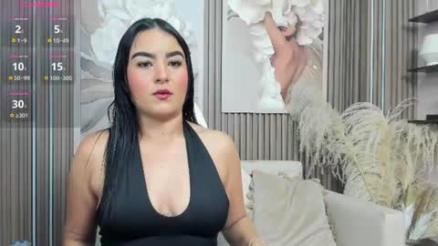 Snapshot of kylie_jonnes chatting on 06-17-26, 03:31 online show from 06-17-26, 03:31