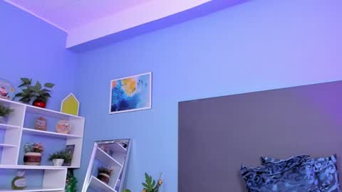 Kylie Reyes  online show from 12-30-24, 10:45