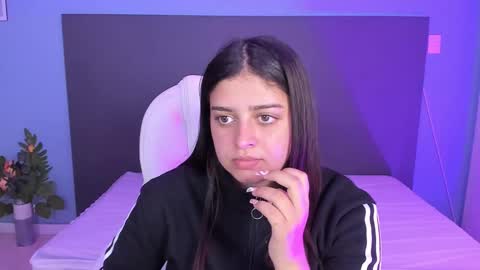 Kylie Reyes  online show from 01-13-25, 07:21