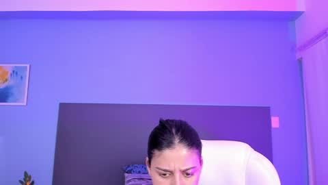 Kylie Reyes  online show from 01-15-25, 01:45