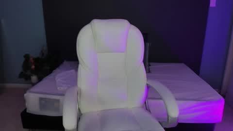 Kylie Reyes  online show from 01-22-25, 07:13