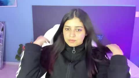 Kylie Reyes  online show from 01-28-25, 07:00