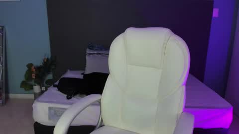 Kylie Reyes  online show from 02-12-25, 07:13