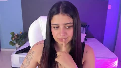 Kylie Reyes  online show from 02-15-25, 07:50