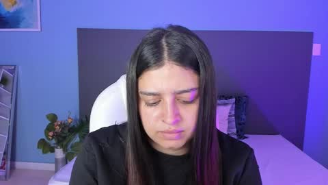 Kylie Reyes  online show from 02-24-25, 07:30