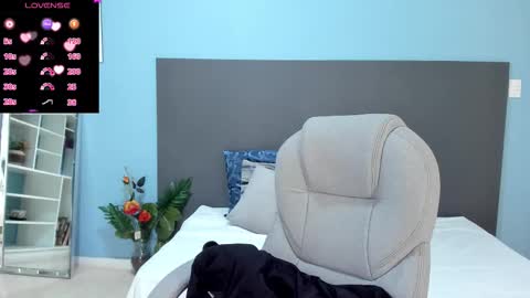 Kylie Reyes  online show from 09-17-25, 07:48