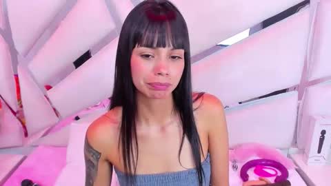 Snapshot of kylie_sexx chatting on 04-30-26, 03:02 kylie online show from 04-30-26, 03:02