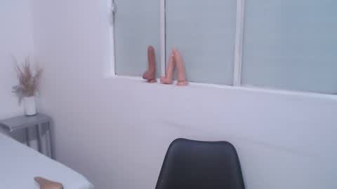 Snapshot of kyliebenson chatting on 02-07-25, 12:20 Melissa online show from 02-07-25, 12:20