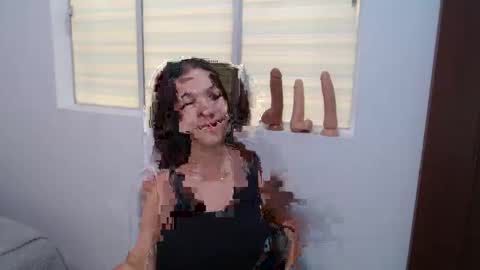 Snapshot of kyliebenson chatting on 02-08-25, 08:21 Melissa online show from 02-08-25, 08:21