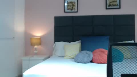 Snapshot of kyliebenson chatting on 02-12-25, 11:29 Melissa online show from 02-12-25, 11:29