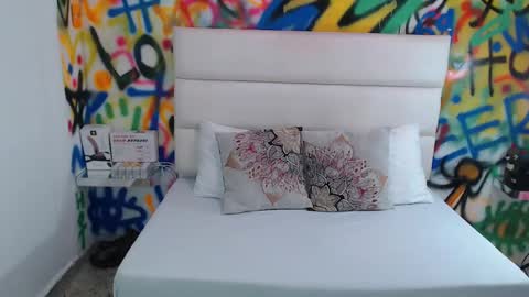 Snapshot of kyliebenson chatting on 02-17-25, 01:53 Melissa online show from 02-17-25, 01:53