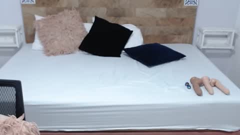 Snapshot of kyliebenson chatting on 02-27-25, 05:15 Melissa online show from 02-27-25, 05:15