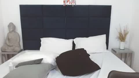 Snapshot of kyliebenson chatting on 03-02-25, 04:32 Melissa online show from 03-02-25, 04:32