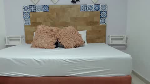 Snapshot of kyliebenson chatting on 03-09-25, 10:19 Melissa online show from 03-09-25, 10:19