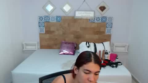 Snapshot of kyliebenson chatting on 11-24-25, 11:43 Melissa online show from 11-24-25, 11:43