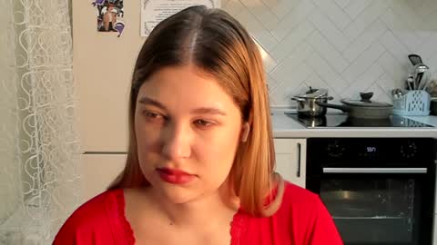 Snapshot of kylieblond chatting on 02-04-25, 02:21 Din online show from 02-04-25, 02:21