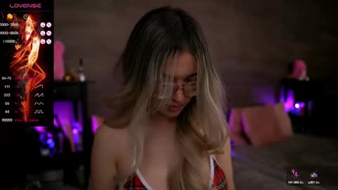 Kylie online show from 02-23-25, 08:33