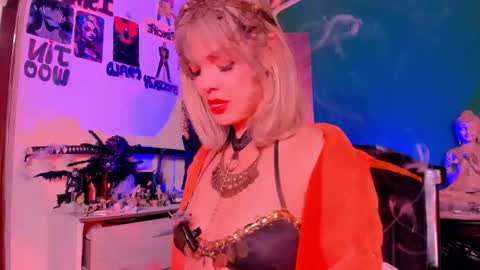   online show from 10-25-25, 03:47