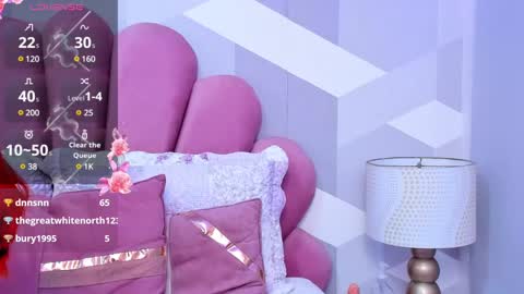 Snapshot of kyliemonnet chatting on 02-15-25, 05:09 Kylie jl online show from 02-15-25, 05:09