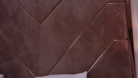 Snapshot of kylievee chatting on 12-08-24, 07:47 Kylie online show from 12-08-24, 07:47