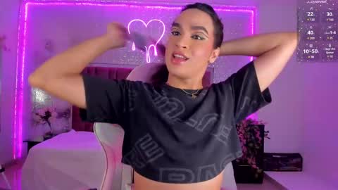 Kylie online show from 02-22-25, 05:34