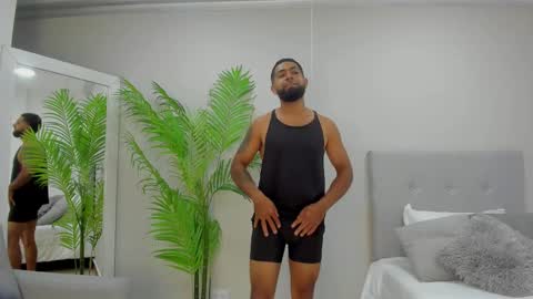 Kylliam Levis online show from 03-11-25, 08:09