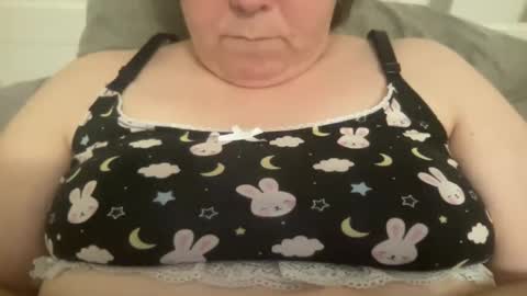 Snapshot of kylorencat chatting on 12-26-24, 12:46 KYLO online show from 12-26-24, 12:46