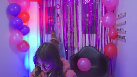 Kyomi online show from 09-15-25, 12:16