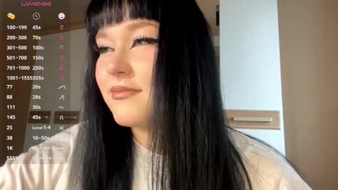 Snapshot of kyongsevenbergen chatting on 11-02-25, 10:06 Eva online show from 11-02-25, 10:06