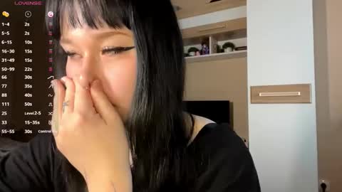 Snapshot of kyongsevenbergen chatting on 11-26-25, 11:11 Eva online show from 11-26-25, 11:11