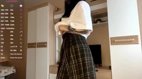 Snapshot of kyongsevenbergen chatting on 12-05-25, 10:35 Eva online show from 12-05-25, 10:35