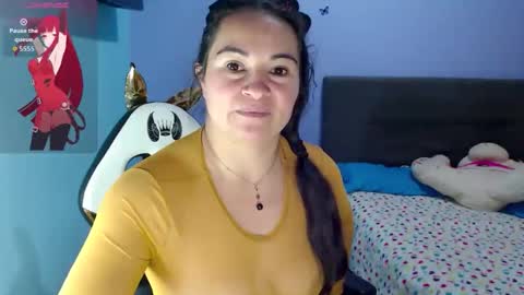 Kyra online show from 03-31-26, 03:19