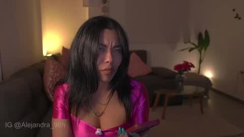 schedule 300 pm - 1100pm colombia time online show from 01-12-26, 01:22