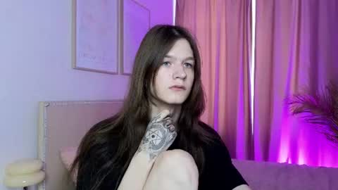 Snapshot of l1l2th chatting on 07-19-26, 03:38 l1l2th online show from 07-19-26, 03:38