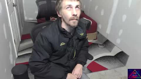 Snapshot of l1v1nth3dr3am chatting on 11-12-25, 04:35 l1v1nth3dr3am online show from 11-12-25, 04:35