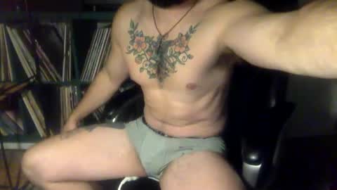 Snapshot of l3monjuic3 chatting on 11-23-25, 02:11 l3monjuic3 online show from 11-23-25, 02:11