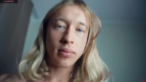 Snapshot of l_adonis_l chatting on 12-04-25, 06:12 Adonis online show from 12-04-25, 06:12