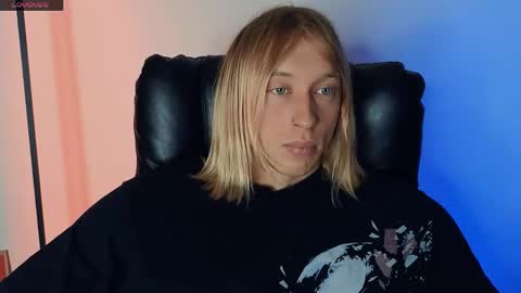 Adonis online show from 04-21-26, 10:10